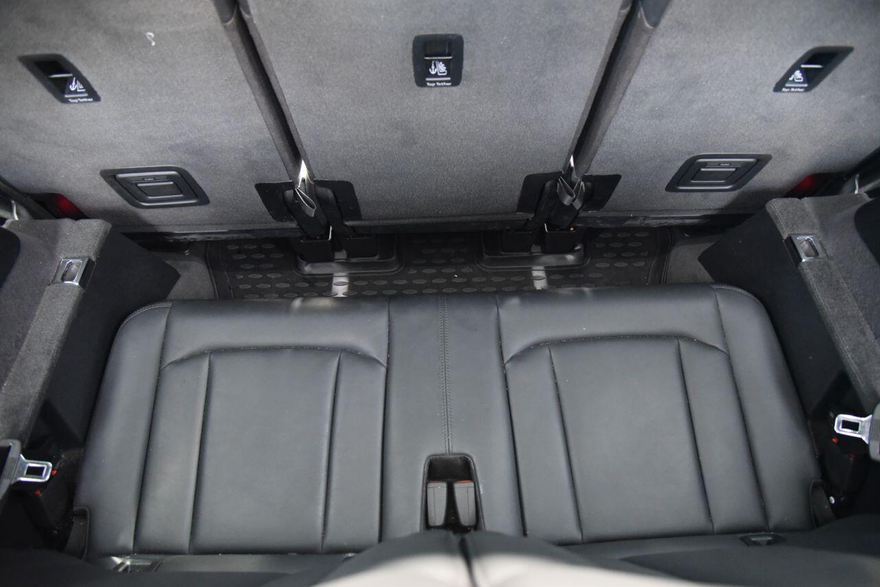 Audi Q7 view 56