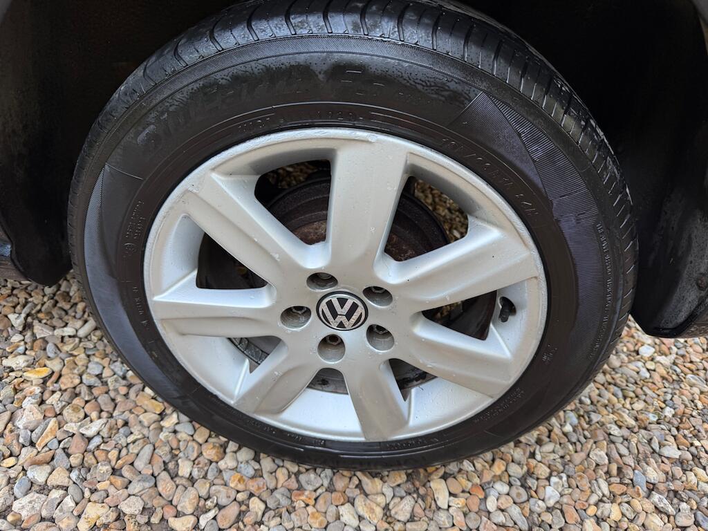 Volkswagen Polo view 23