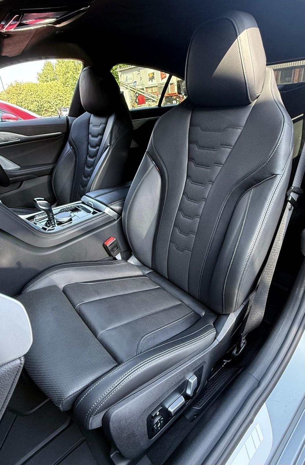 BMW 8 Series view 30