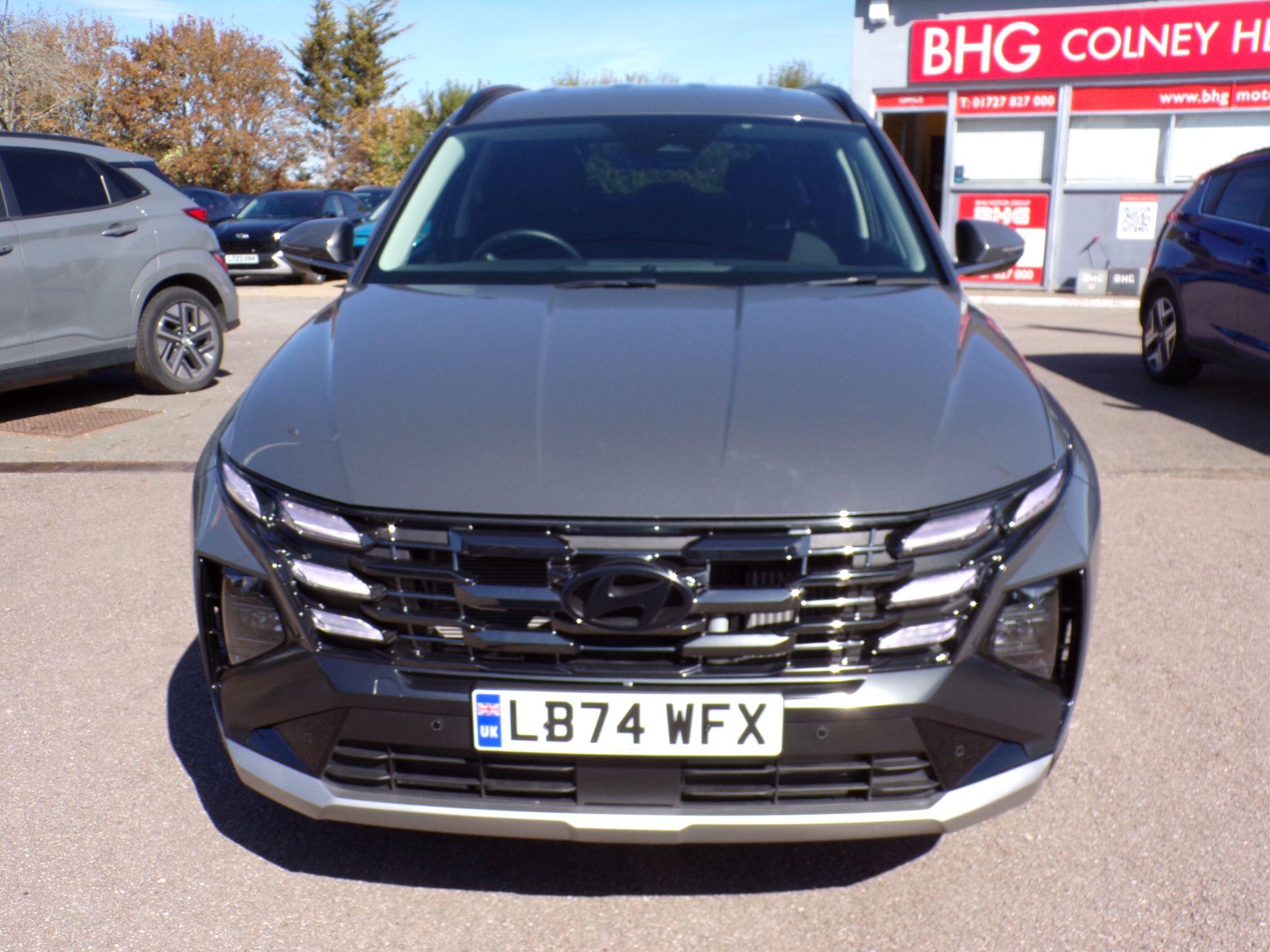 Hyundai Tucson view 3