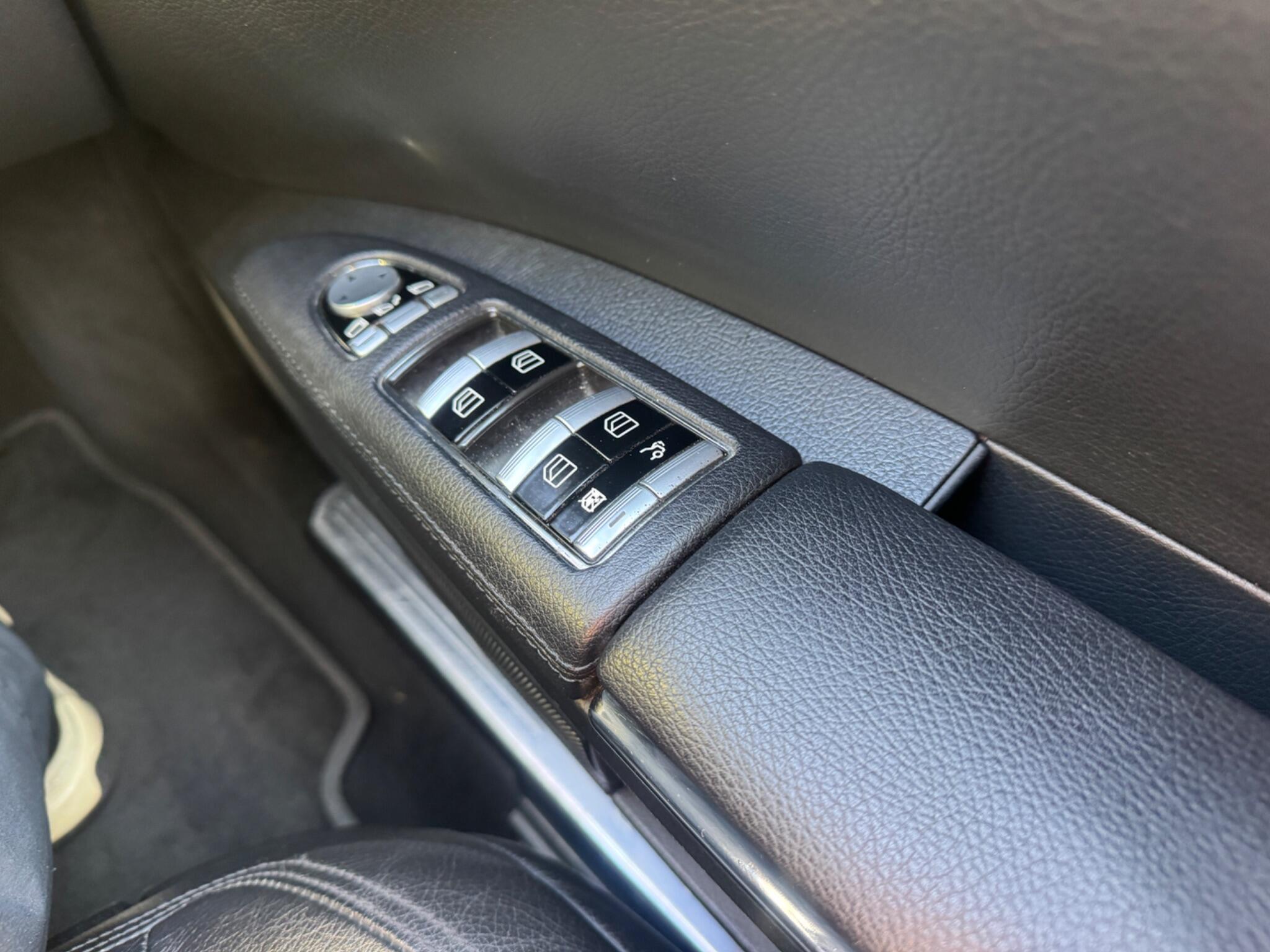 Mercedes-Benz S-Class view 89