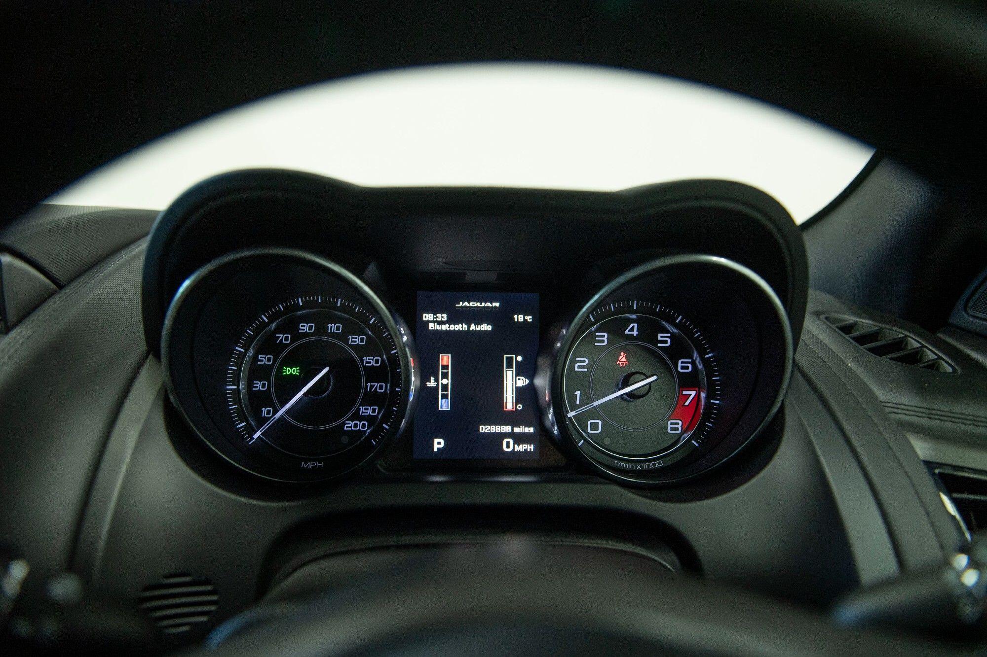 Jaguar F-Type view 18