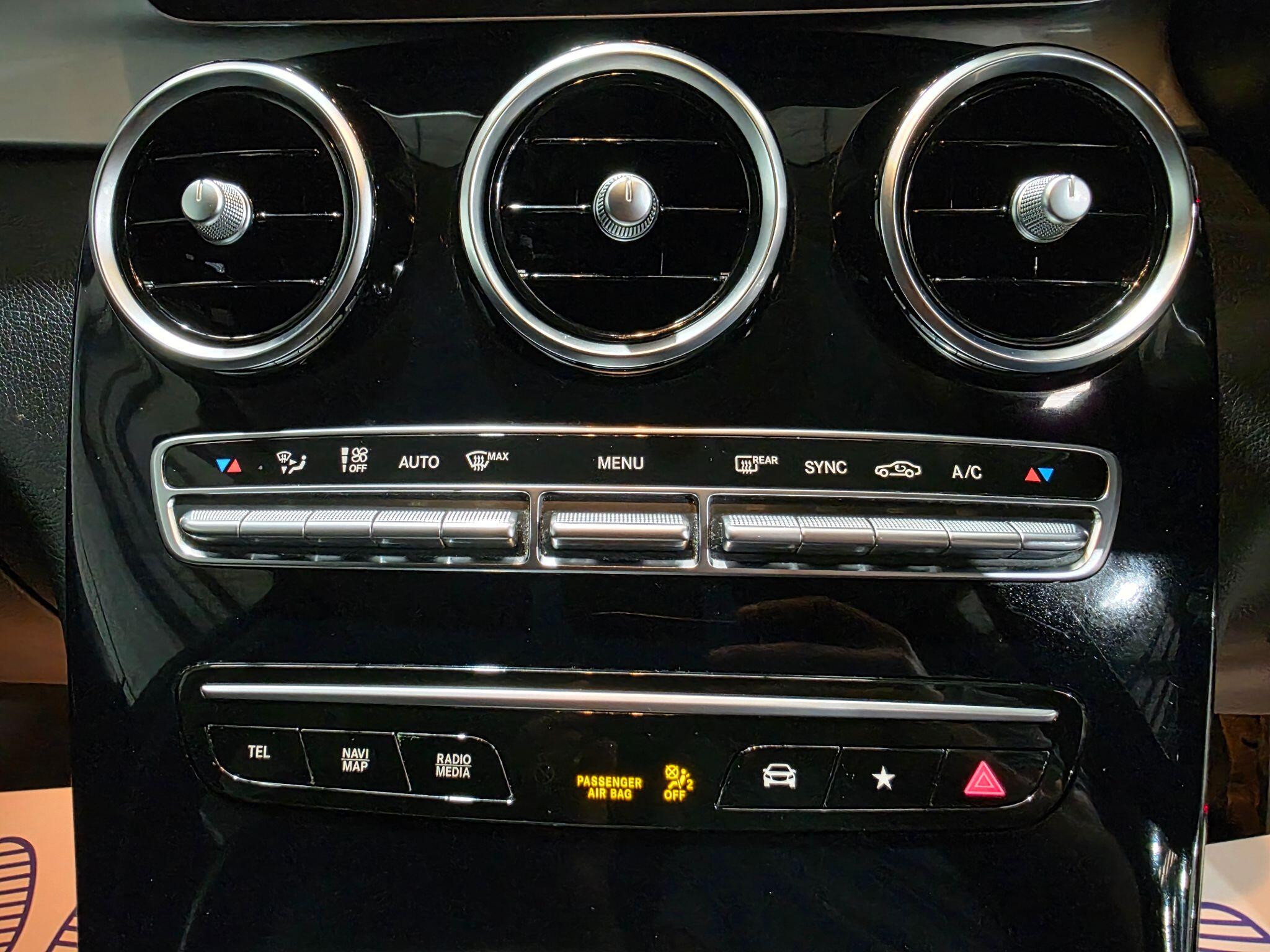 Mercedes-Benz GLC view 9