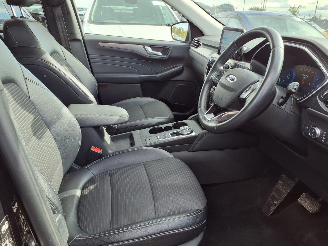 Ford Kuga view 10
