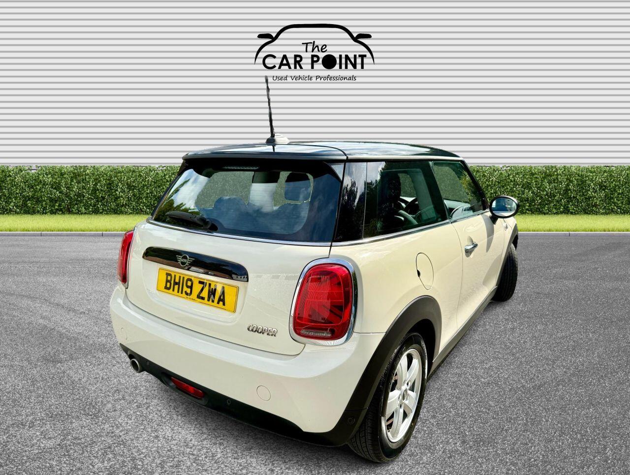 Mini Hatch view 12
