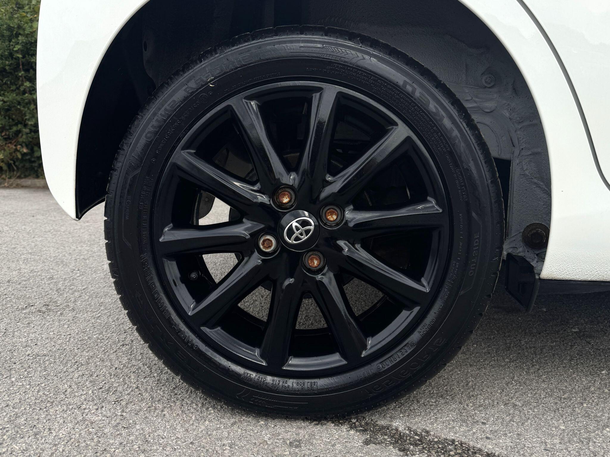 Toyota Aygo view 11