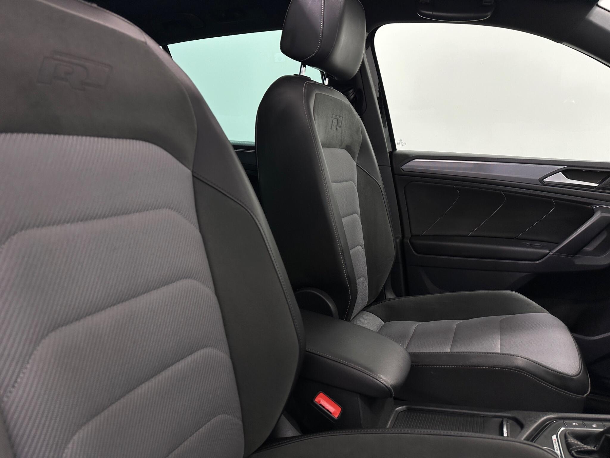 Volkswagen Tiguan view 33