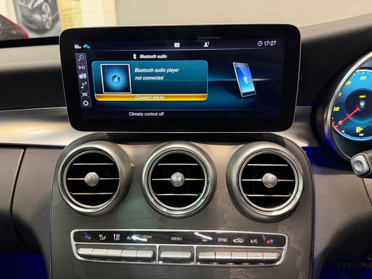 Mercedes-Benz C-Class view 26
