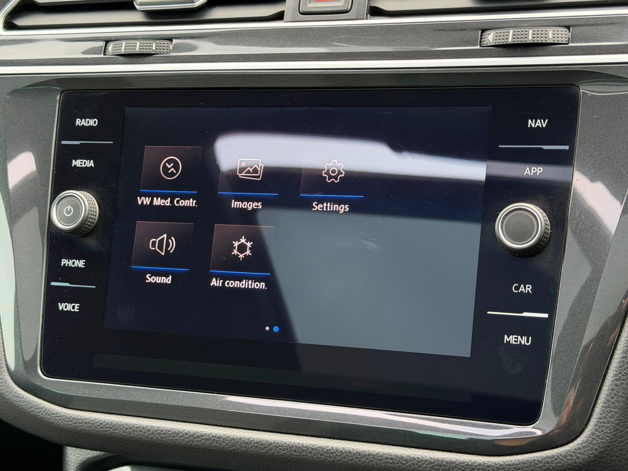 Volkswagen Tiguan view 34