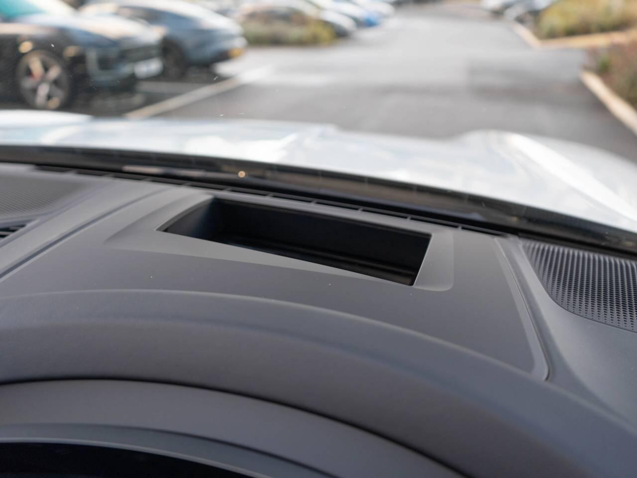 Porsche Cayenne view 49