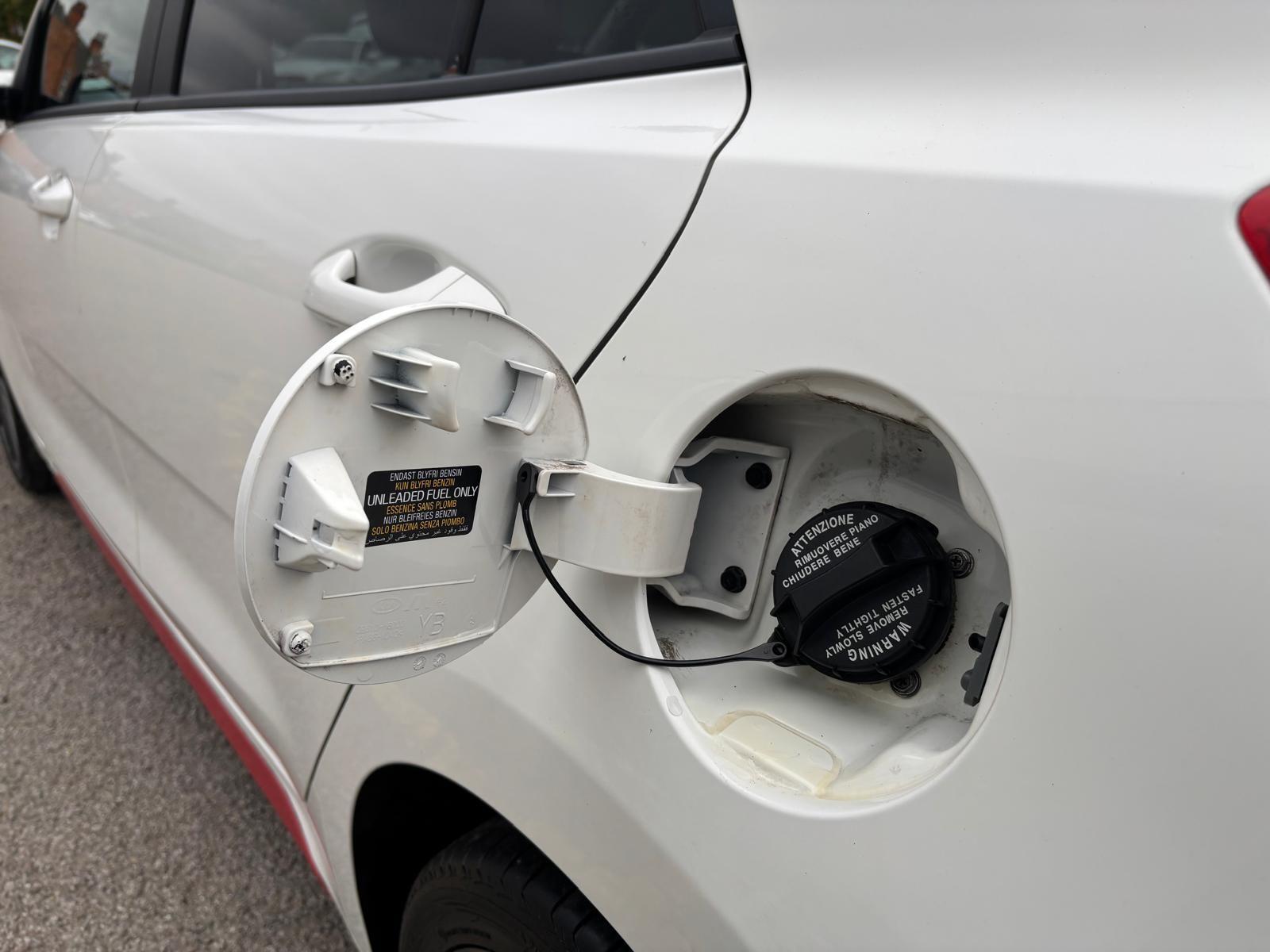 Kia Rio view 40