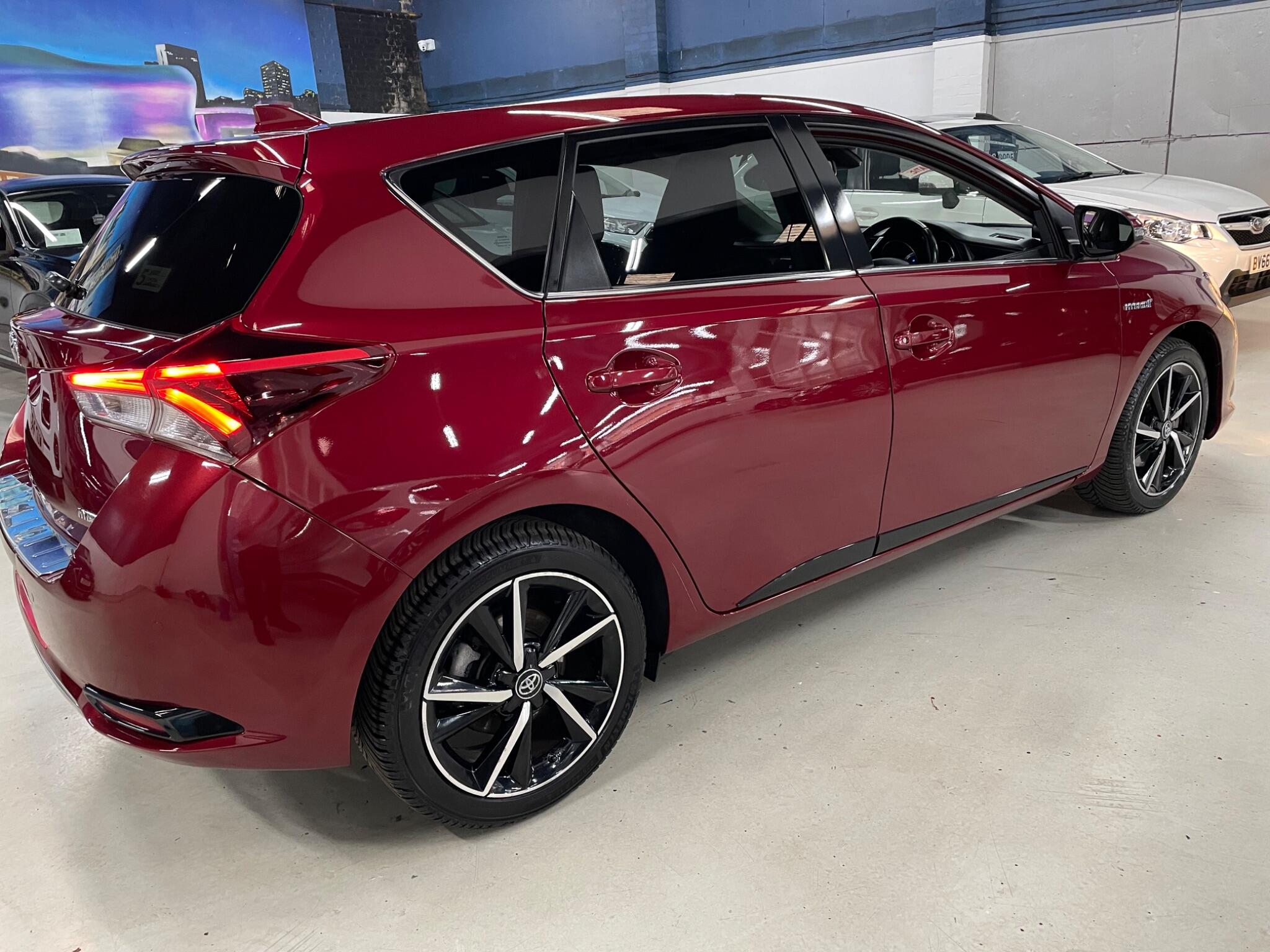 Toyota Auris view 8