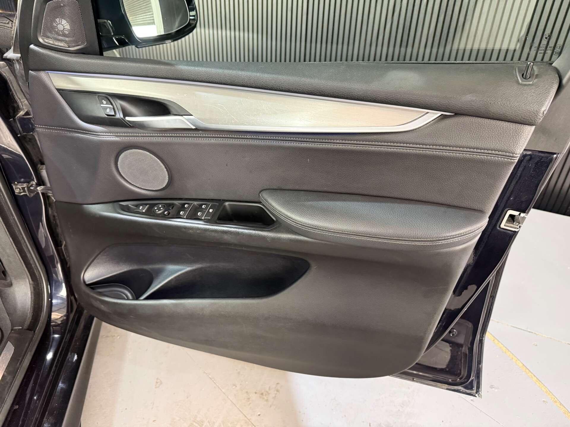 BMW X5 X5 view 25