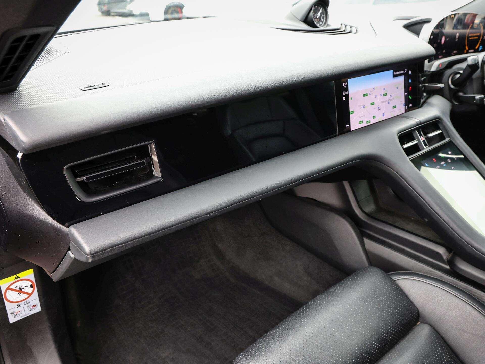Porsche Taycan view 27
