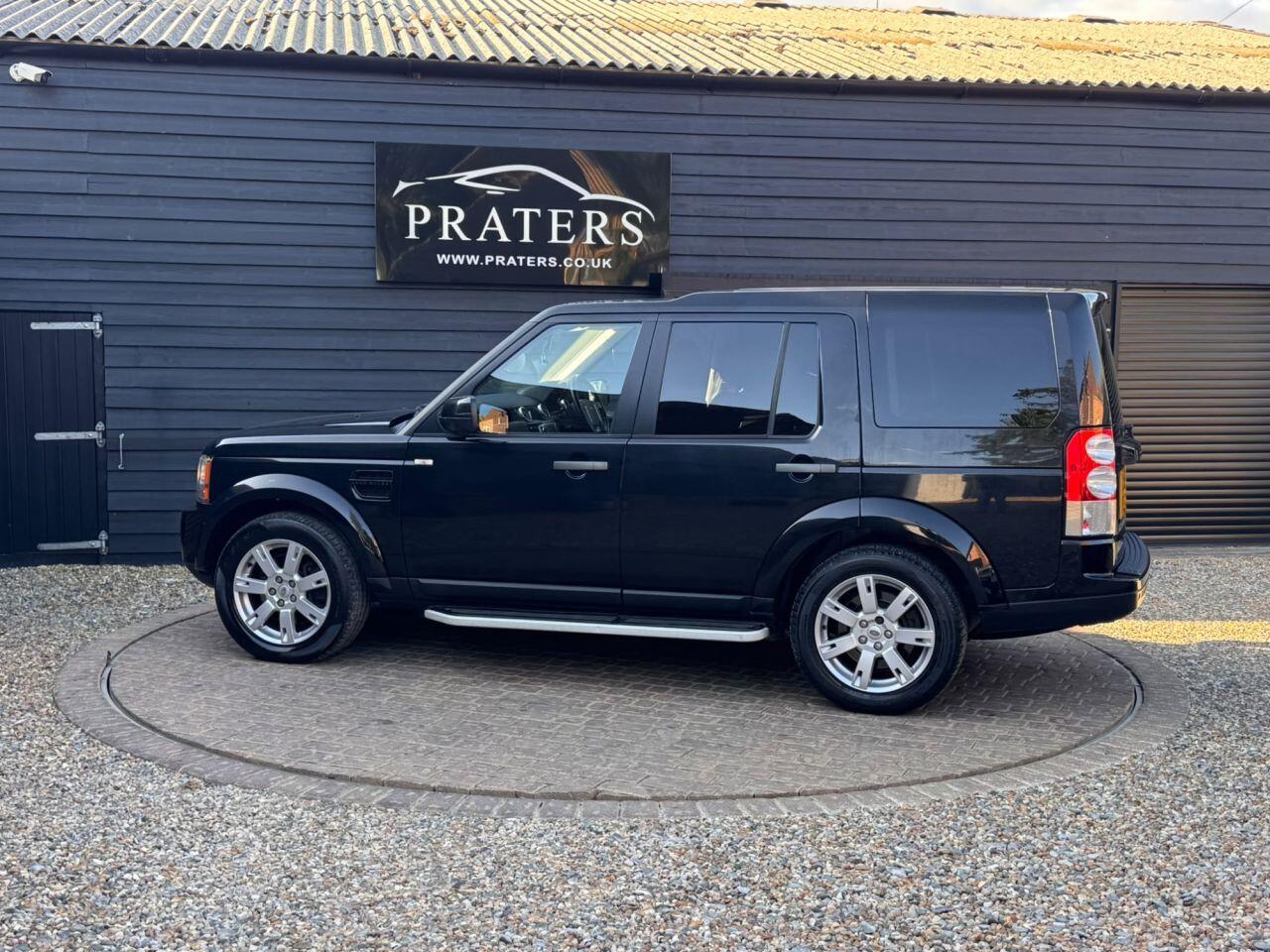 Land Rover Discovery view 24