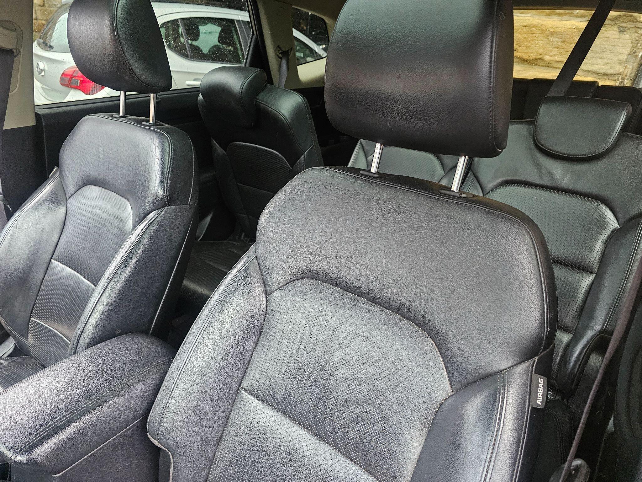 Kia Carens view 20