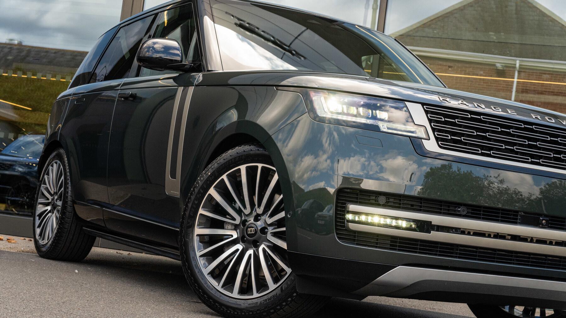 Land Rover Range Rover view 26