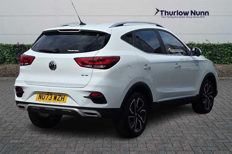 MG ZS view 3