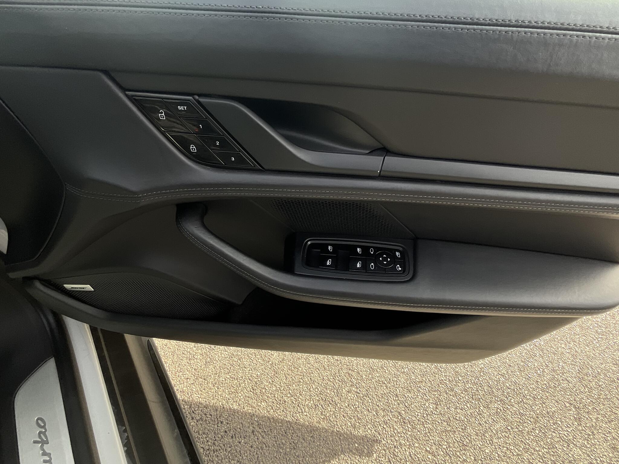 Porsche Taycan view 32