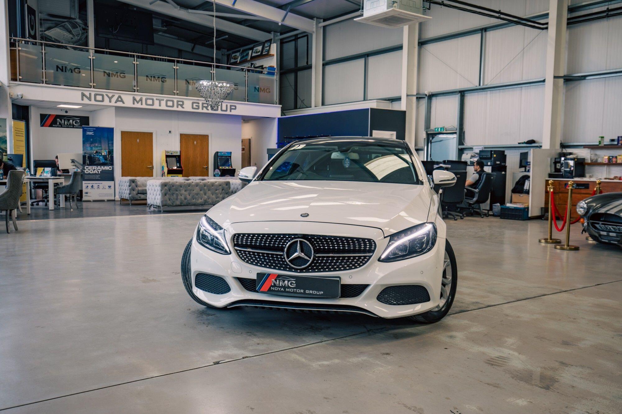 Mercedes-Benz C-Class view 4