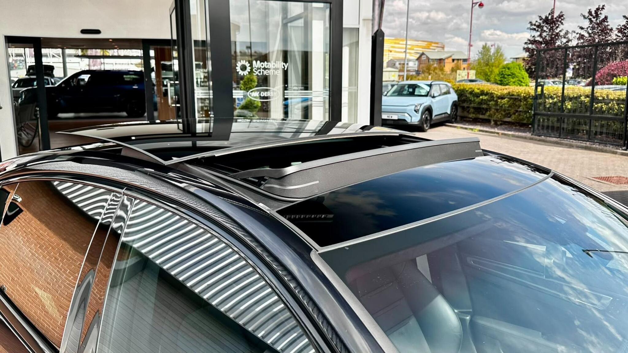 Porsche Panamera view 9