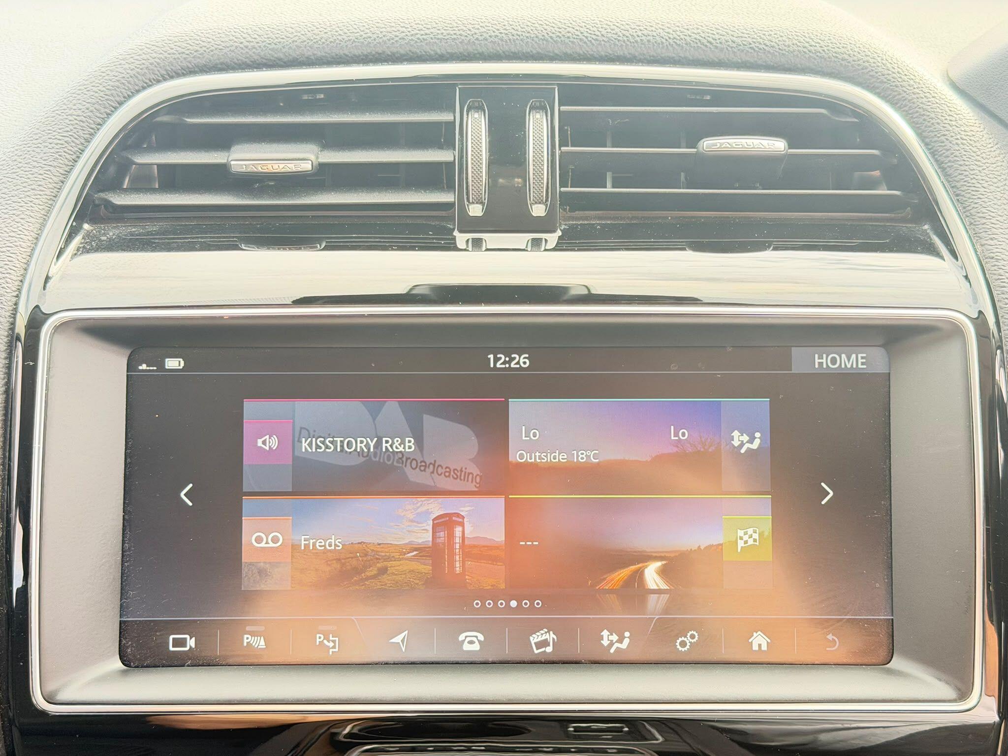 Jaguar XE view 25