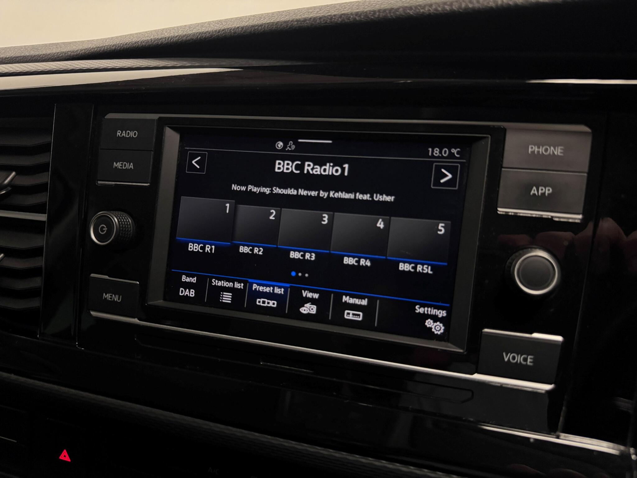 Volkswagen California view 29
