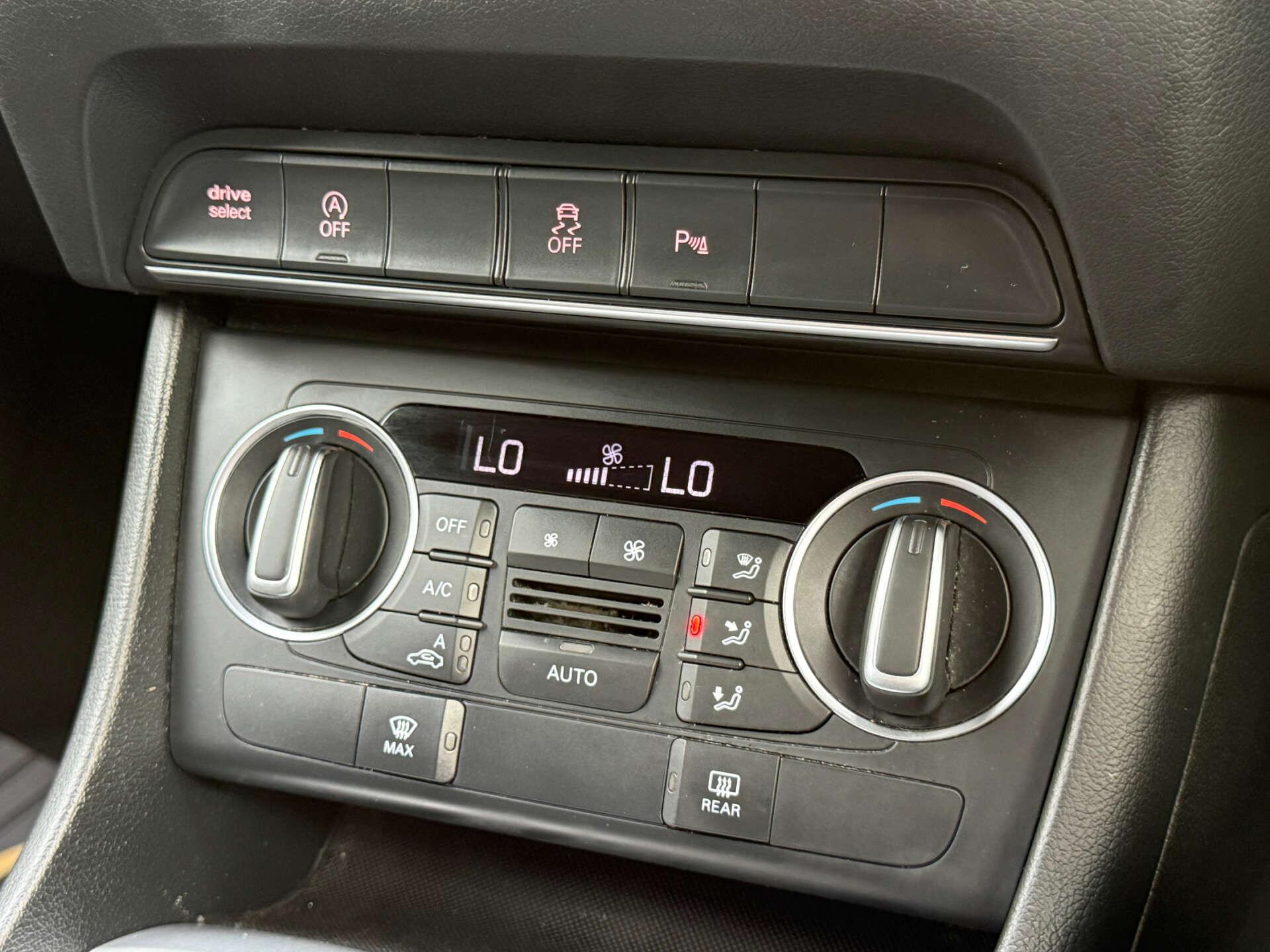 Audi Q3 view 57