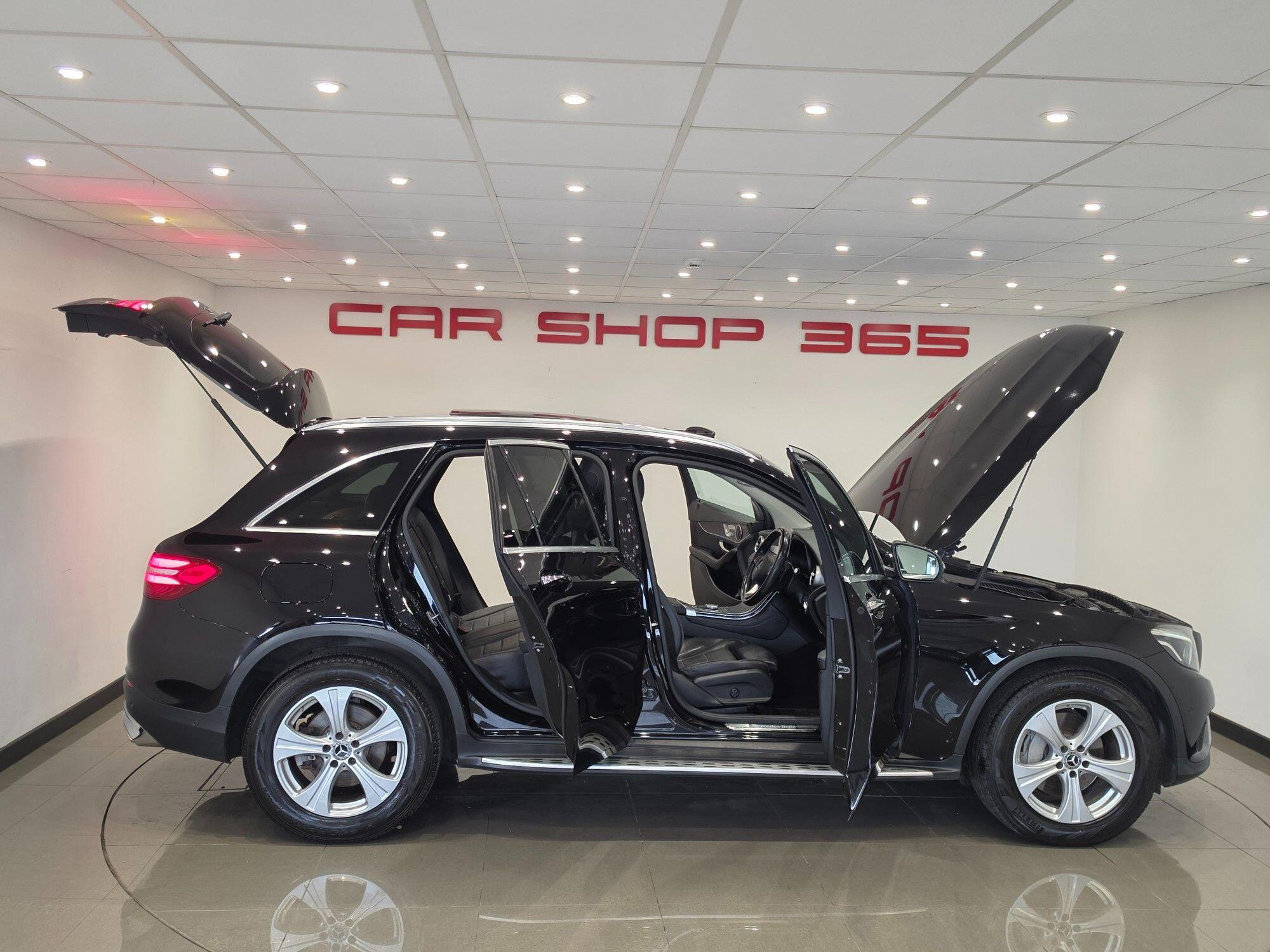 Mercedes-Benz GLC view 45