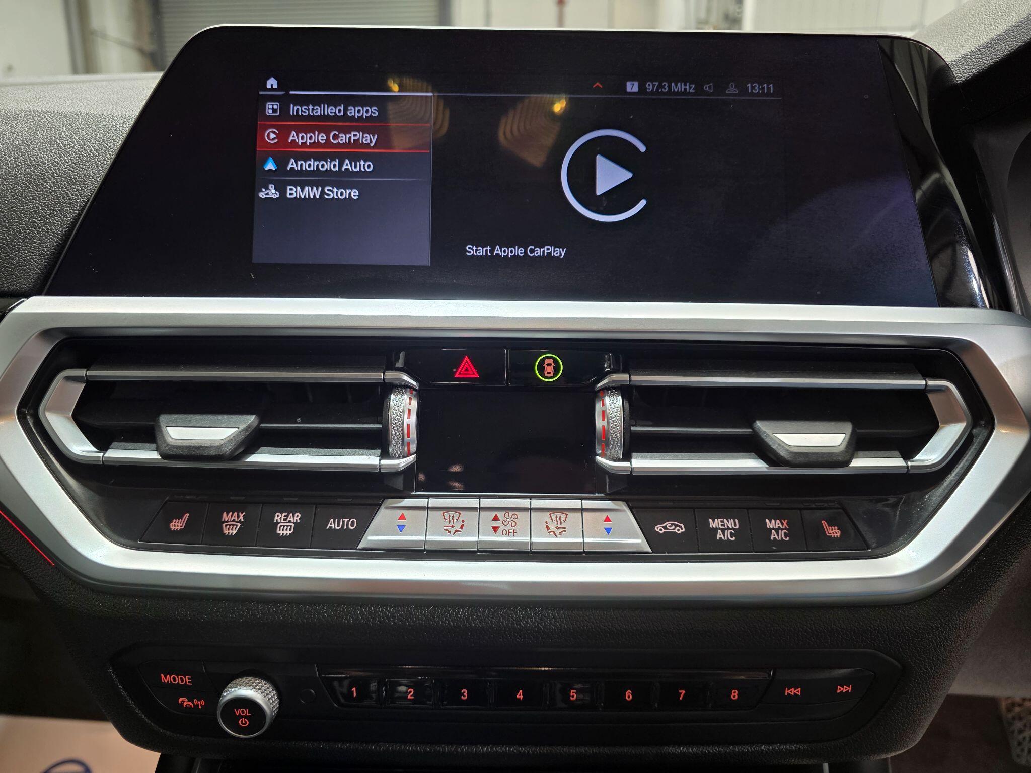 BMW 3 Series view 11