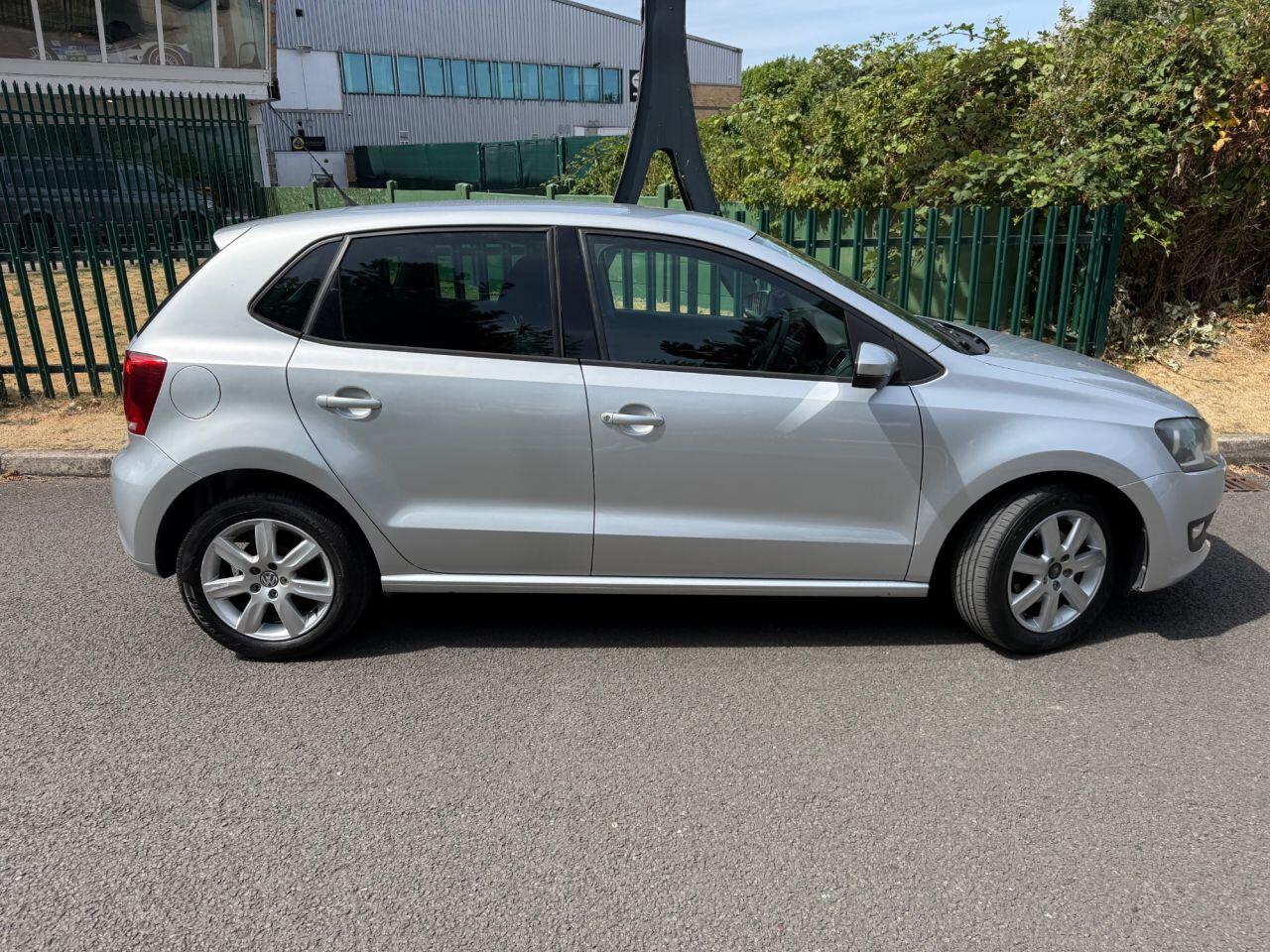 Volkswagen Polo view 17