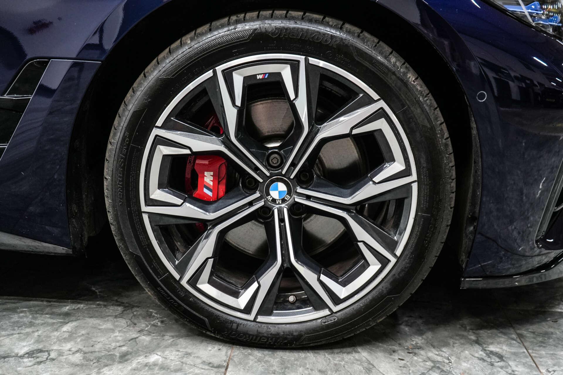 BMW 4 Series view 7