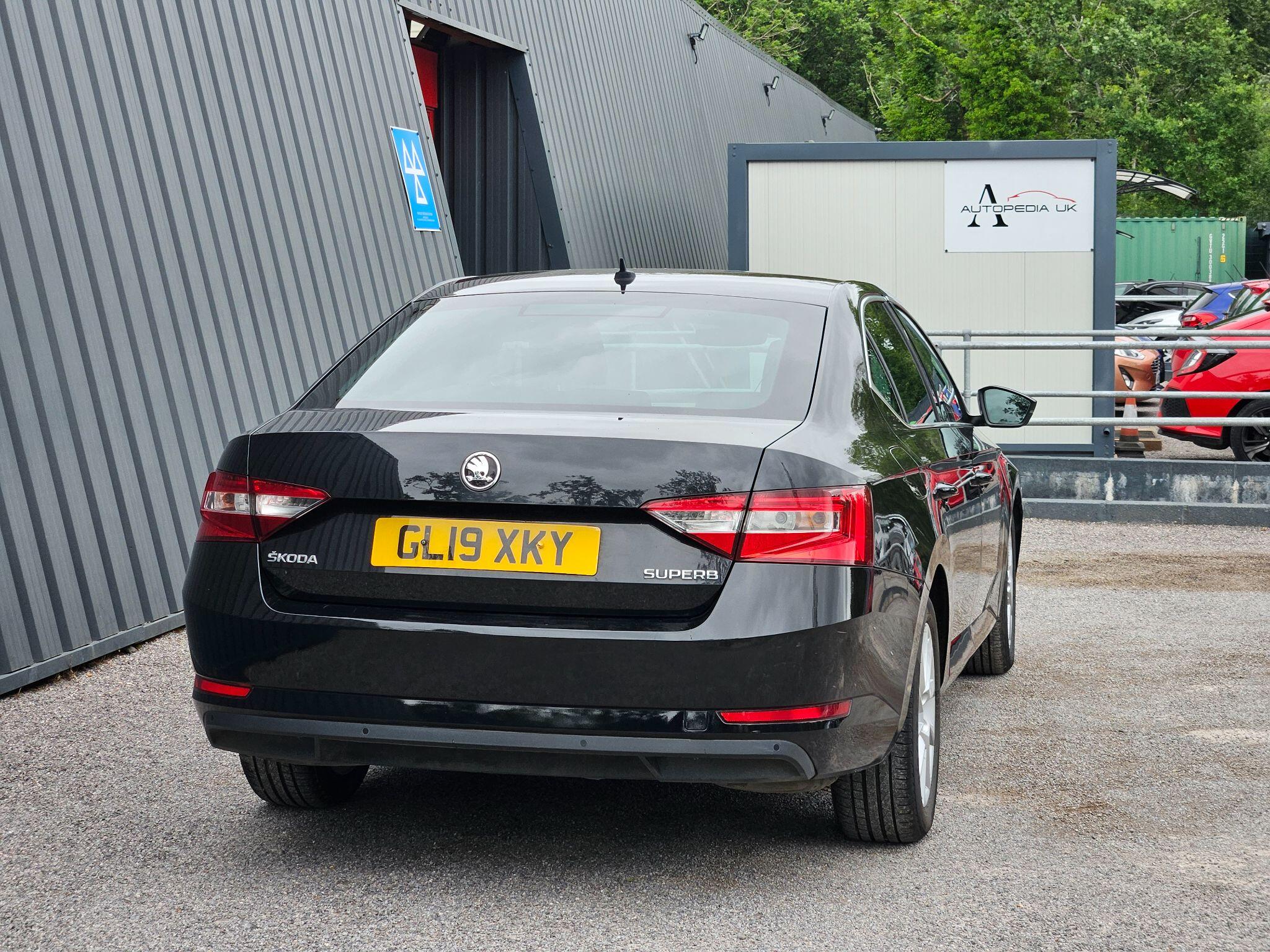 2019 Skoda Superb image 10