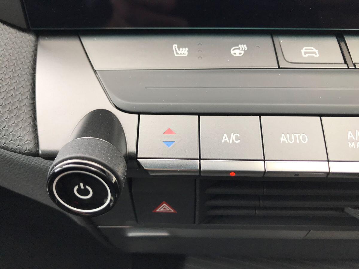 Vauxhall Astra view 17