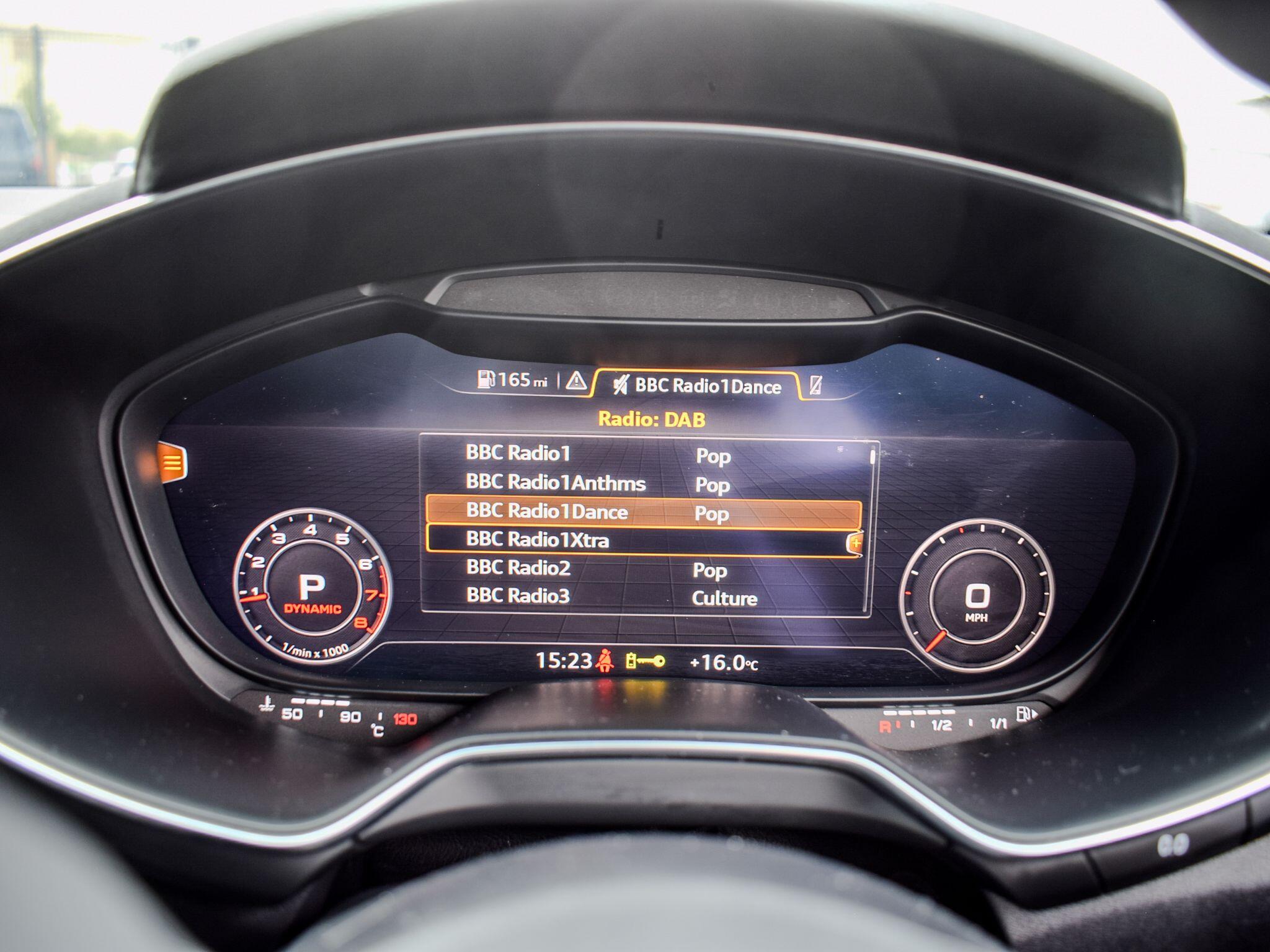 Audi TT view 19