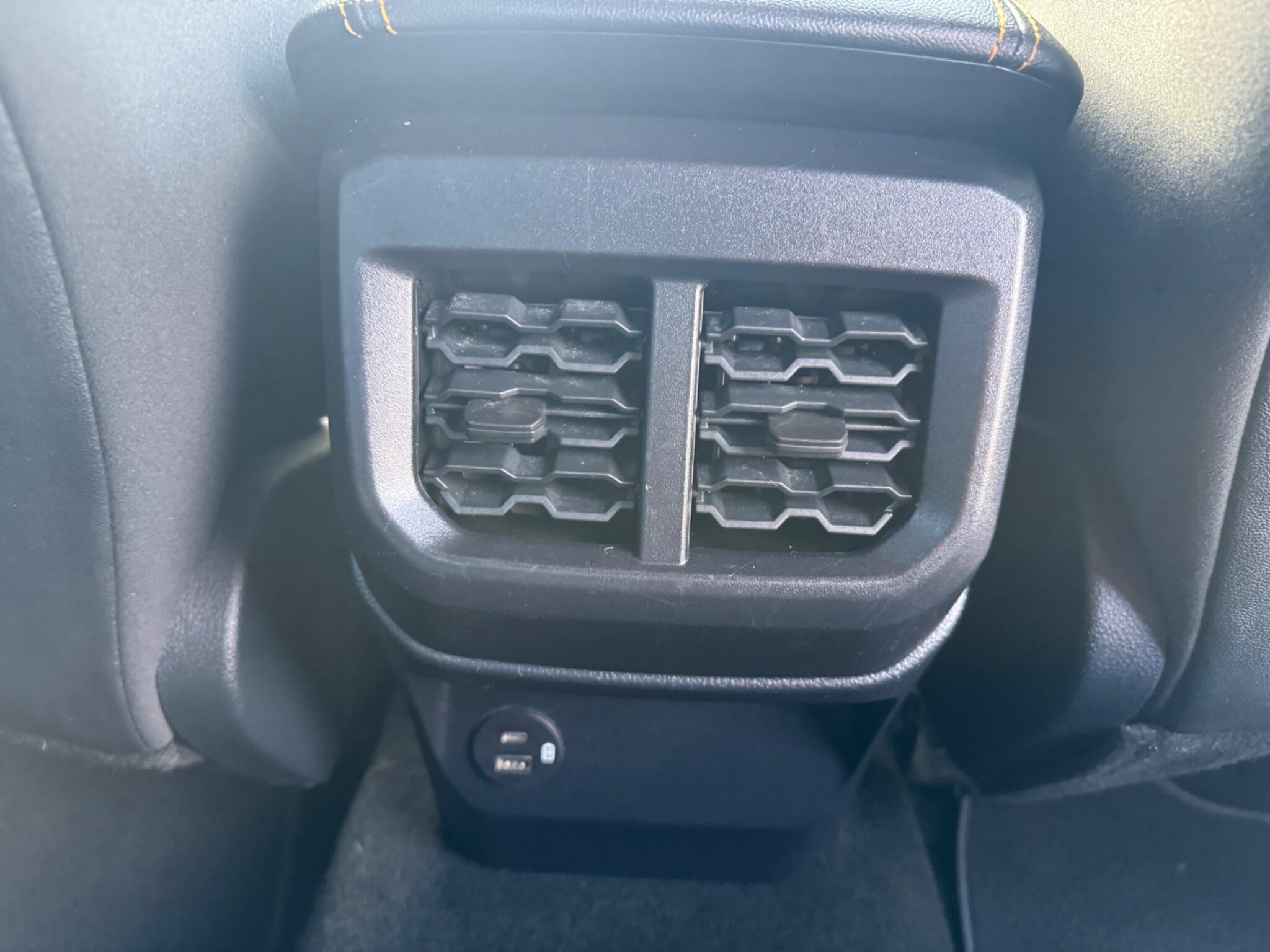 Ford Ranger view 36