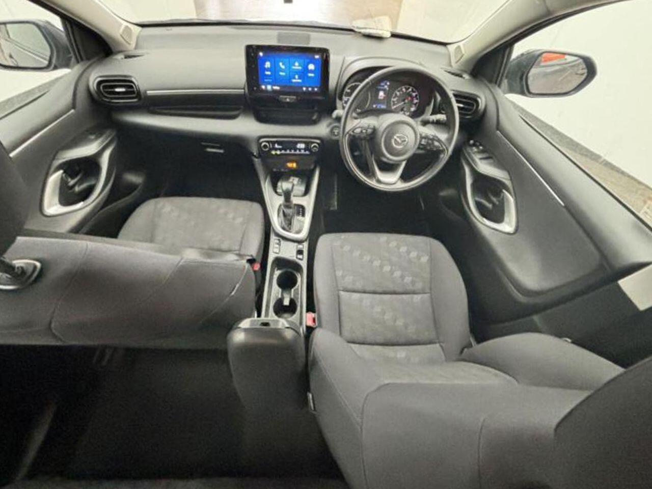 Mazda Mazda2 view 5