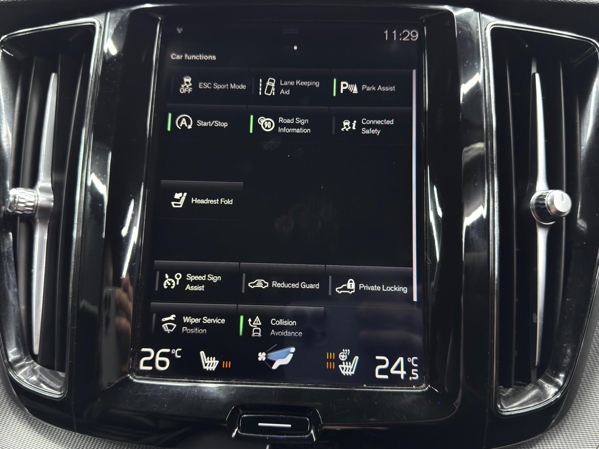 Volvo XC60 view 34