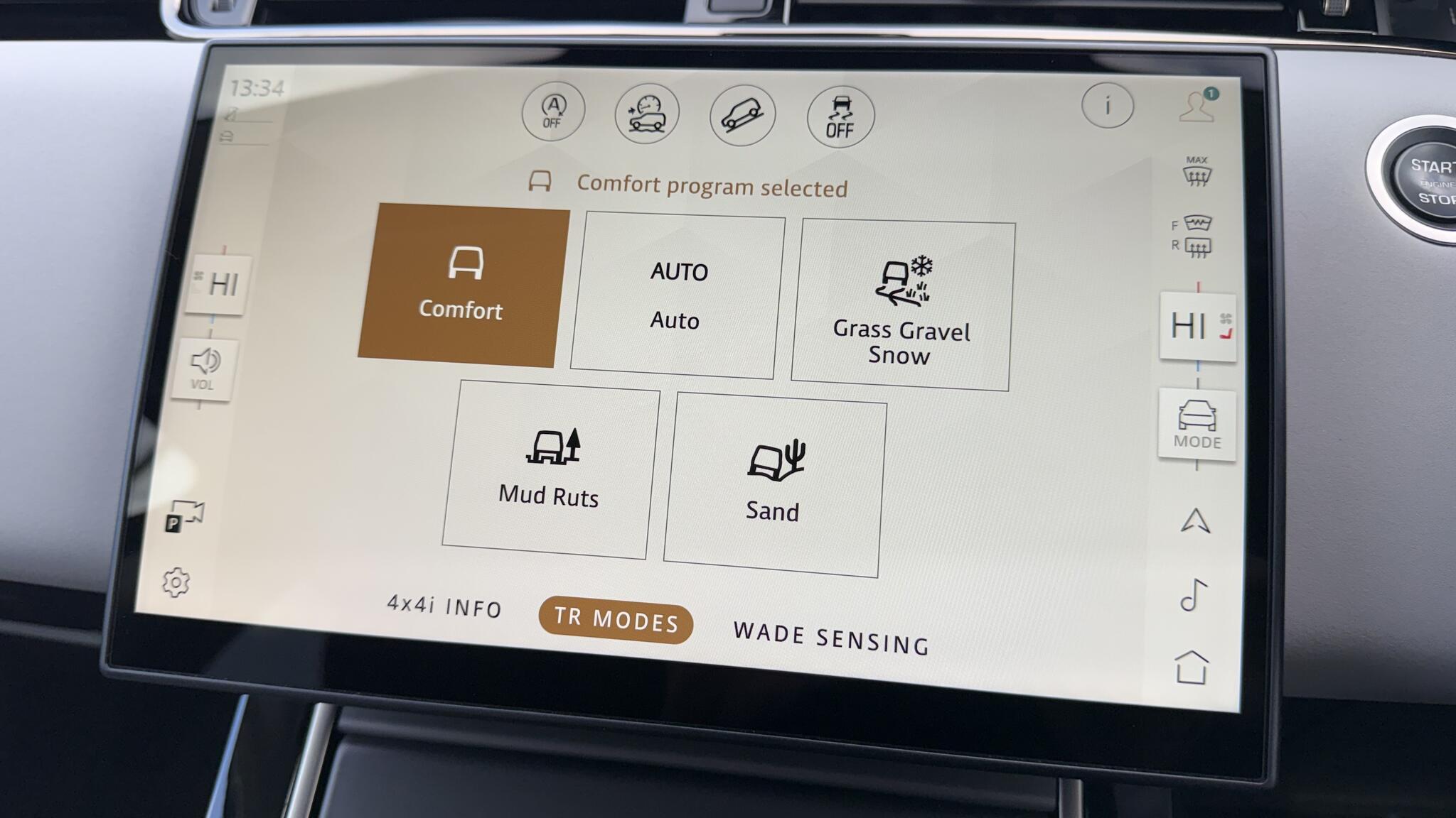 Land Rover Range Rover Evoque view 31