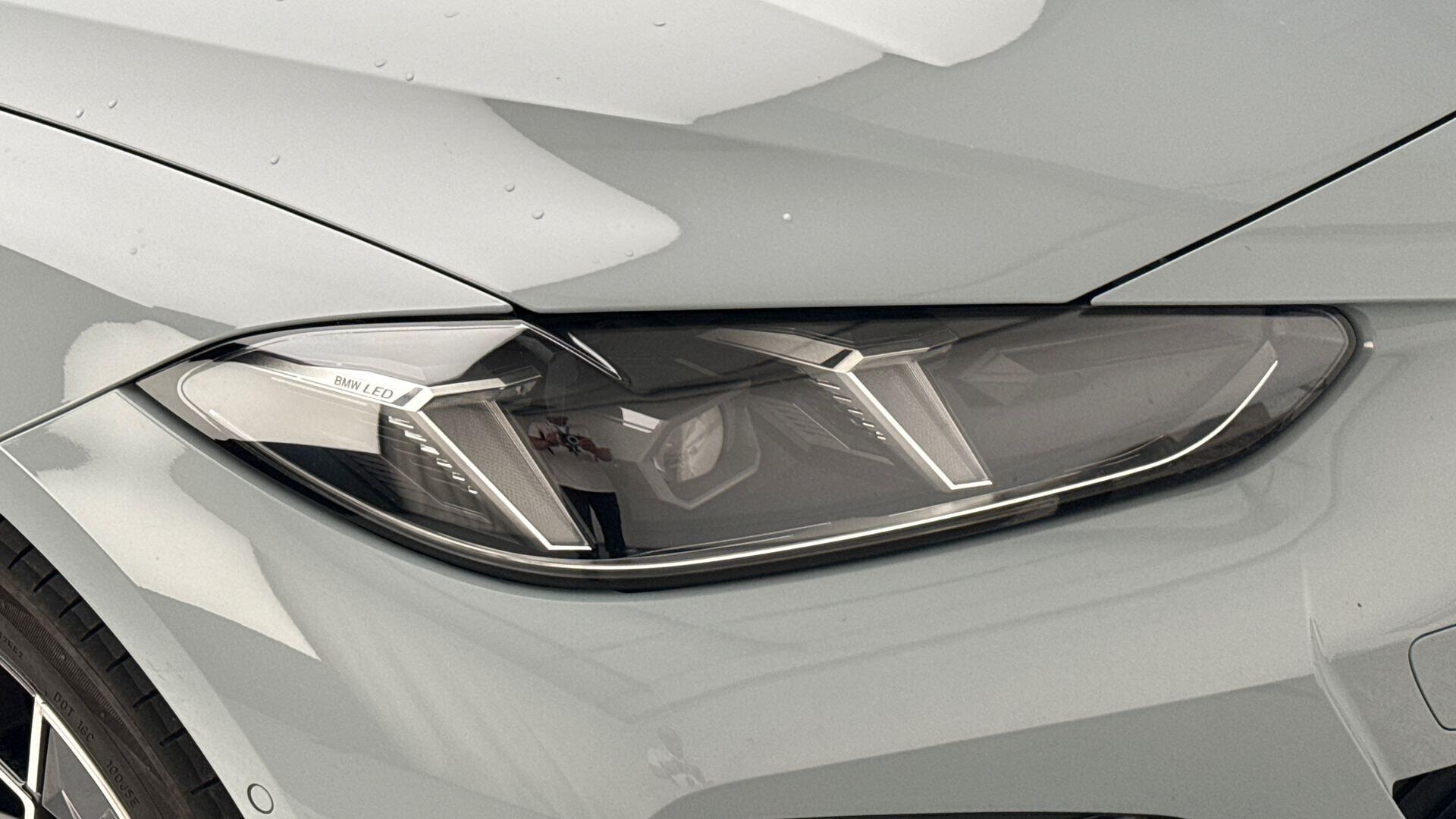 BMW i4 view 23