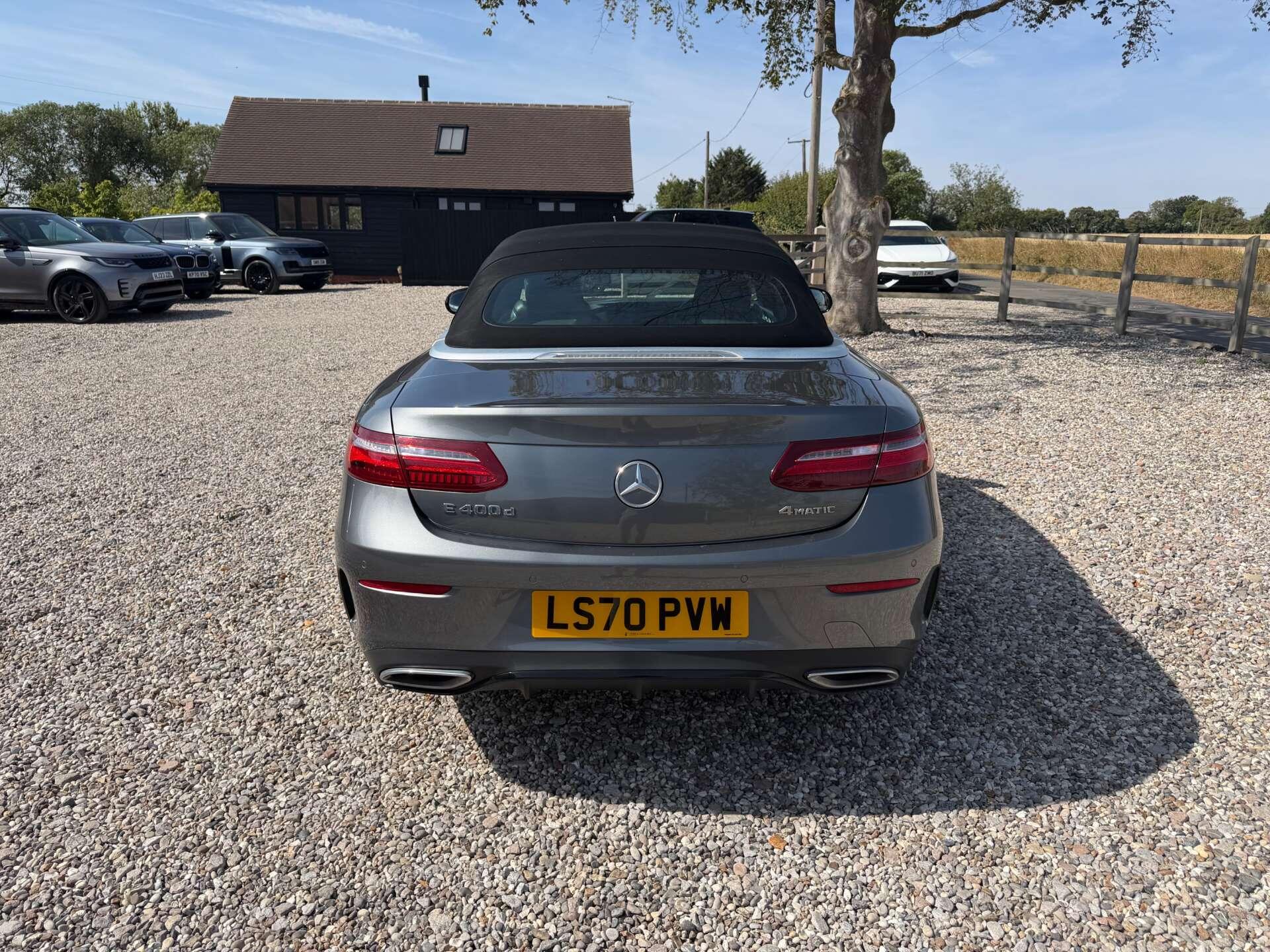 Mercedes-Benz E-Class view 10