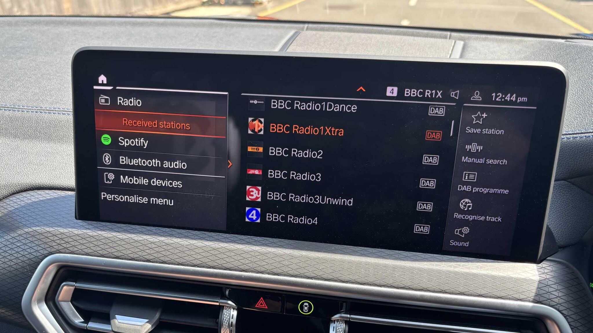 BMW X4 view 36