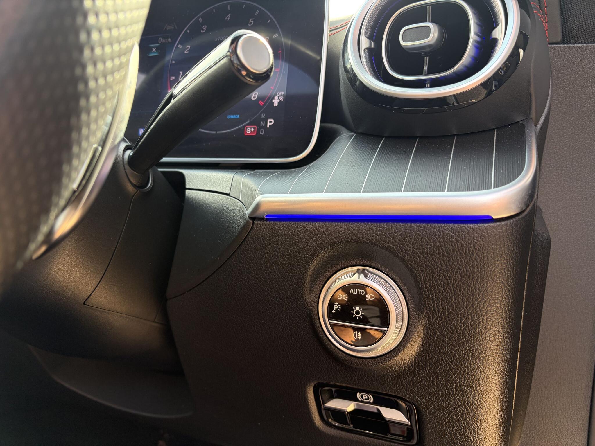 Mercedes-Benz Cle view 34