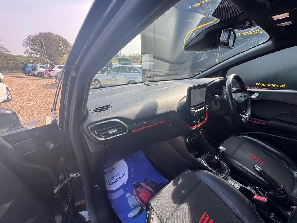 Ford Fiesta view 18