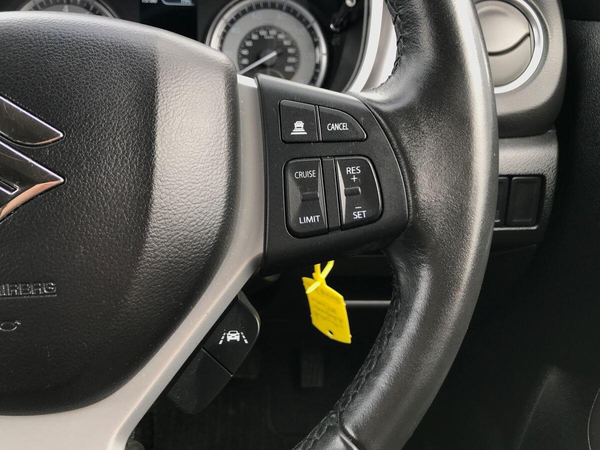 Suzuki Vitara view 25
