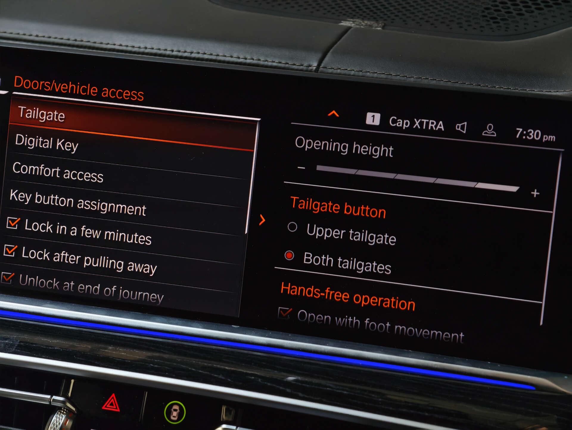 BMW X7 view 60
