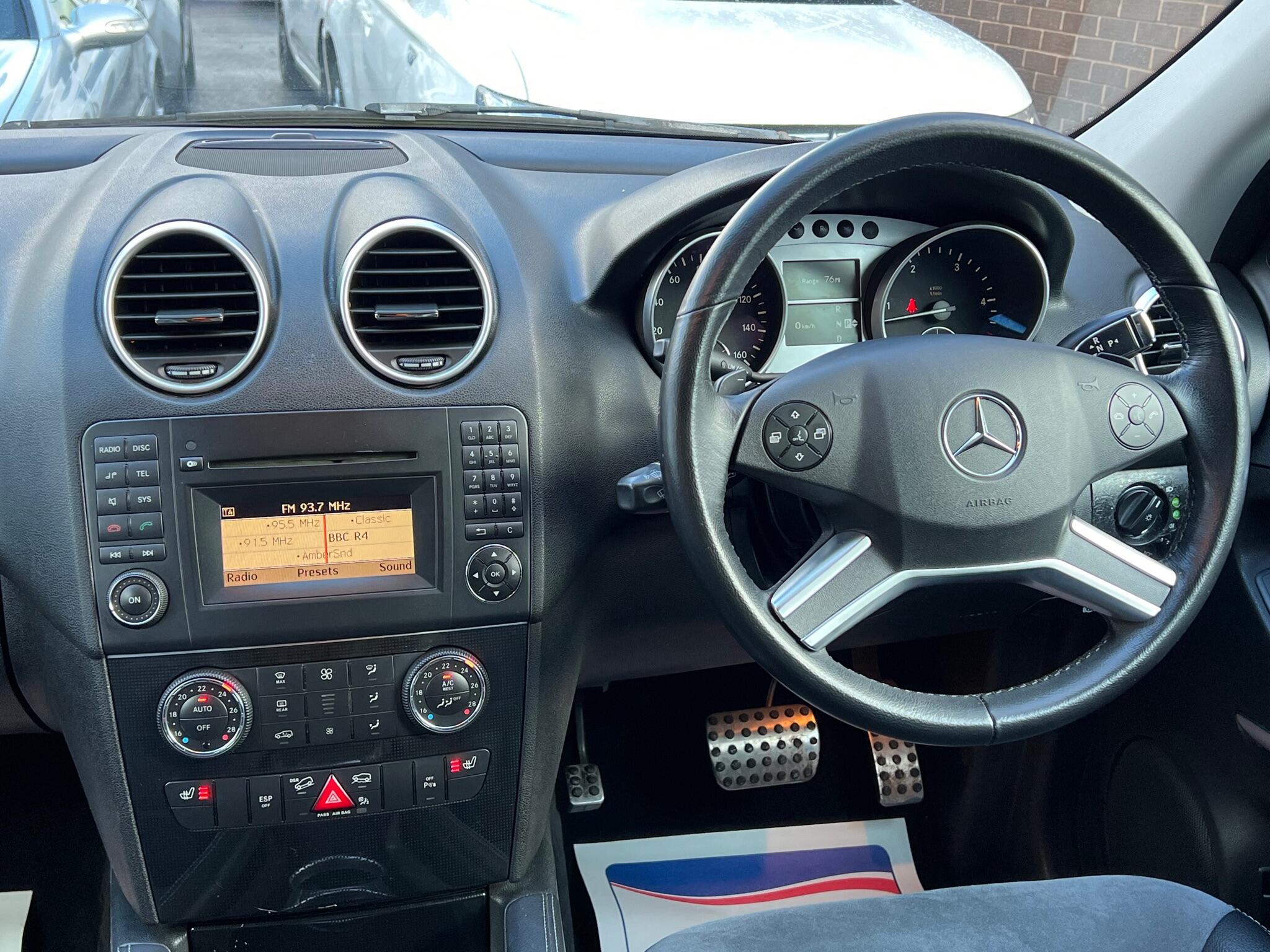 2009 Mercedes-Benz M Class image 7