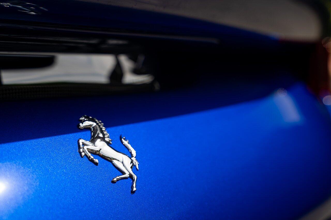 Ferrari F8 Tributo view 24