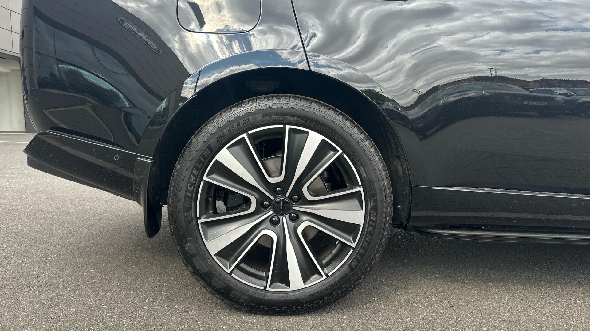Land Rover Range Rover view 19