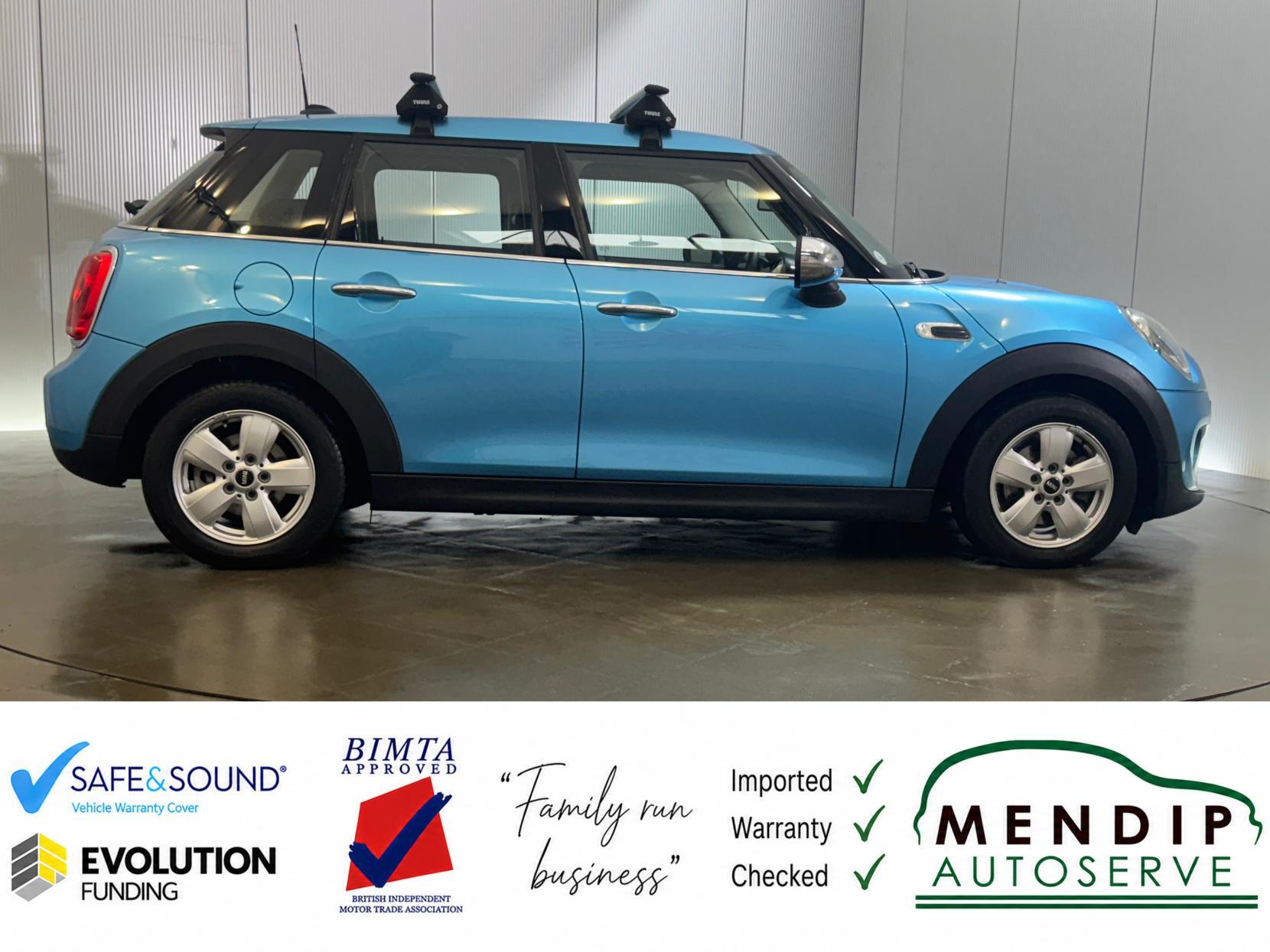 Mini Hatch view 33